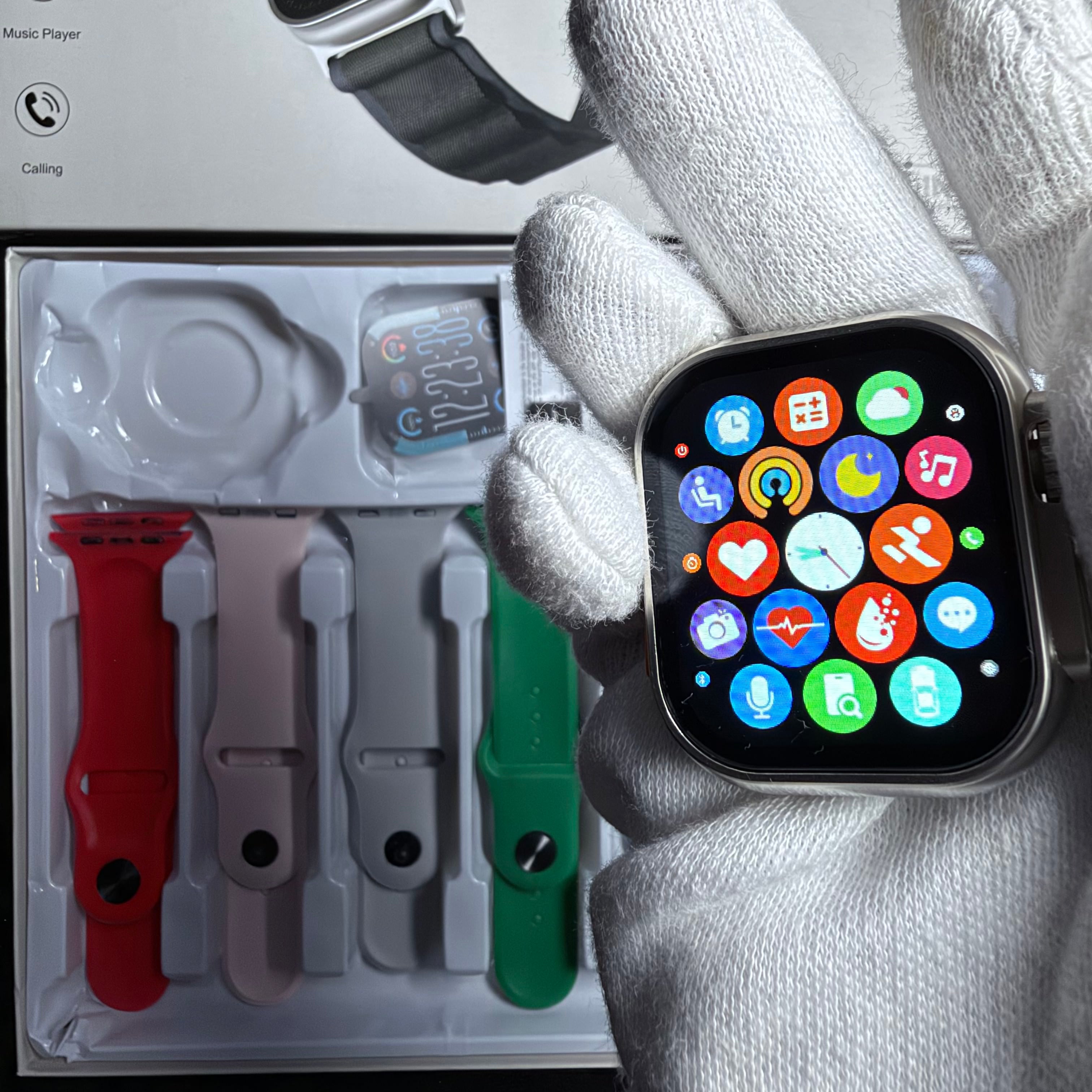 Max 557 Smartwatch –| Bluetooth Calling | 7+1 Strap Set